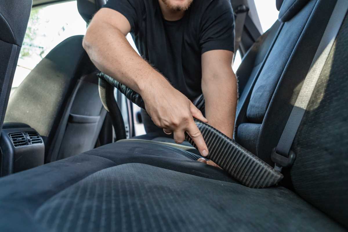 Best Car Vacuum Cleaners for a Spotless Interior