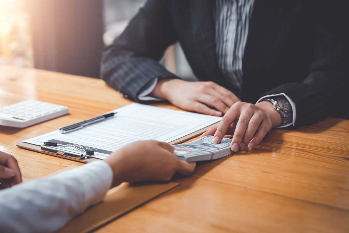 Use Dealer Incentives and Promotions to Your Advantage